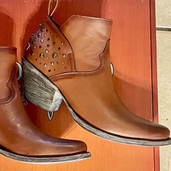 WORN ONCE Old Gringo ODESSA 6" BOOTIES Brown Whiskey Burnished STUDS w/BOX 7.5 B - Picture 2 of 6